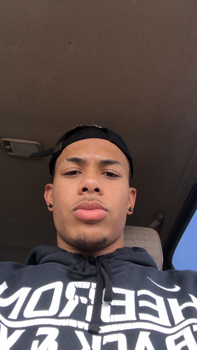 TerryCartouche's tweet photo. GLEE🥶🥶 https://t.co/9n73lrfGVh