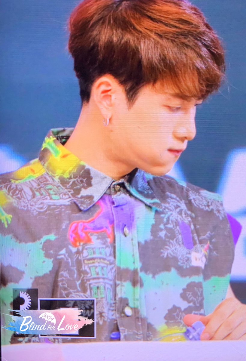 【Preview】191222 Qingdao fansign

#GOT7⁠ ⁠  #갓세븐⁠ ⁠ 
#잭슨 #JacksonWang #王嘉尔
