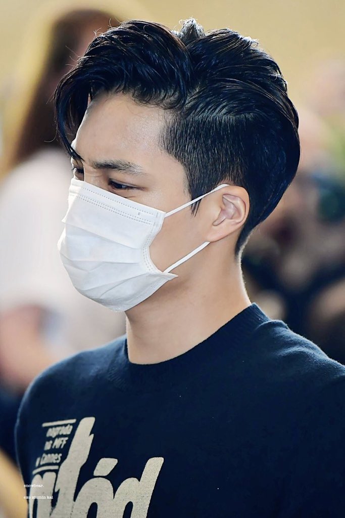 also gonna claim that famous undercut look as panther jongin. can’t deny it bc it’s the truth!