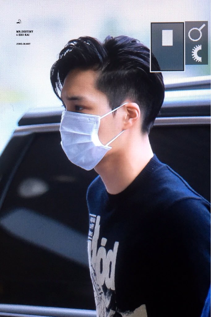 also gonna claim that famous undercut look as panther jongin. can’t deny it bc it’s the truth!