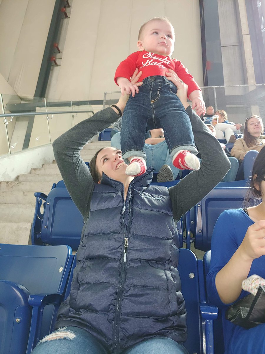 tnicole95's tweet photo. Colts game with the fam. Babies first colts game. #indianapoliscolts #goblue #lucasoil #coltsvspanthers https://t.co/GJkmfMqmXt