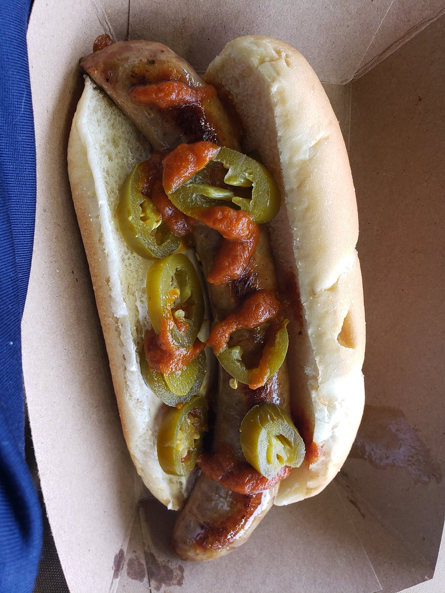 poorjavier's tweet photo. @UlisSausage @MensRoomLive because I know it's yummy!
#BoatMeat Go Seahawks! https://t.co/J40pVwgeAj