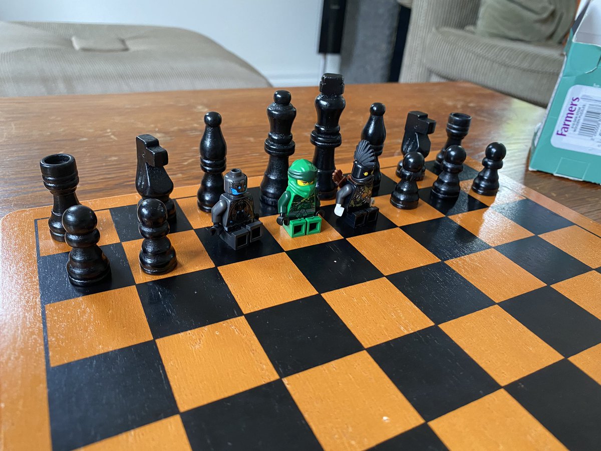 nzregs's tweet image. When you somehow missed packing the extra pawns... #makingdo