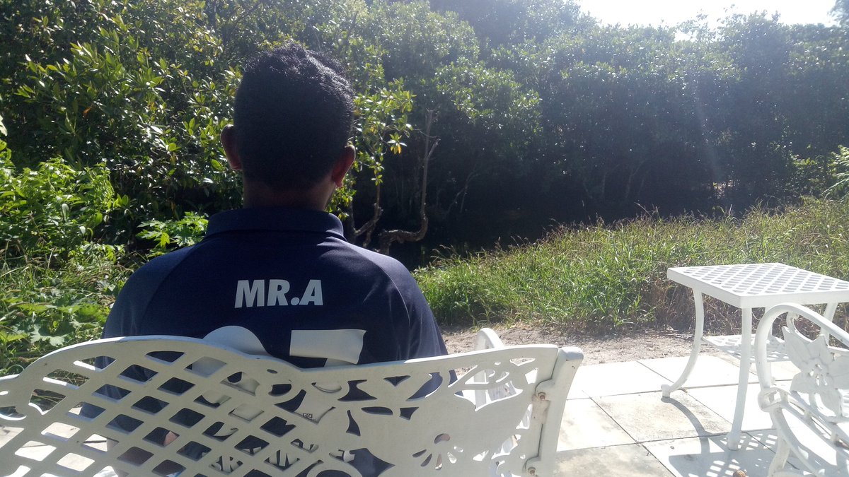 Yusufma05488762's tweet photo. Seseorang tidak akan sempurna jika tidak disempurnakan oleh seorang belahan jiwanya
#mr_A https://t.co/XHdzbl11j0