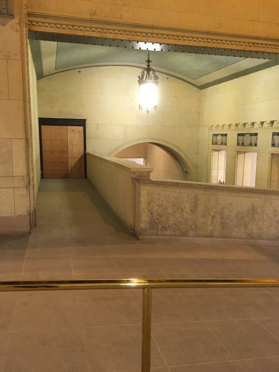 eddrass's tweet photo. These wee bridges to nowhere may someday link to track 3 @unionstationTO https://t.co/fFKbU4ulWS