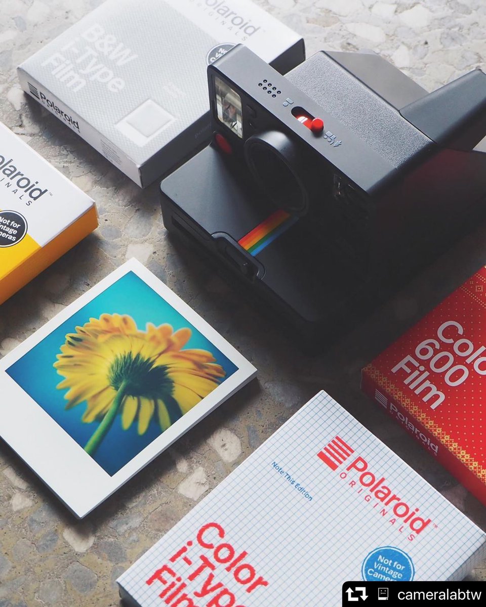 polaroidorg_jp's tweet image. 年越しの準備は12/25まで。冬季限定フィルムにワンステップシリーズも10%オフ。

polaroidoriginals.bcc-tokyo.jp/store/winter-s…

#ポラ
#ポラロイド
#ポラロイドオリジナルズ
#インスタントカメラ
#インスタントフィルム
#フィルム写真