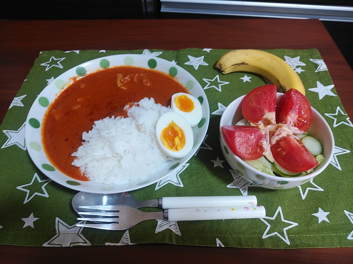けいきゅんた On Twitter 今日の私のお昼 エスビー 噂の名店 マンダラ バターチキンカレー Onライス ゆで卵 このバターチキンカレーは 後から辛さがきますね 松屋の 限定販売していた ごろごろチキンのバターカレーだったか そちらのが マイルドで