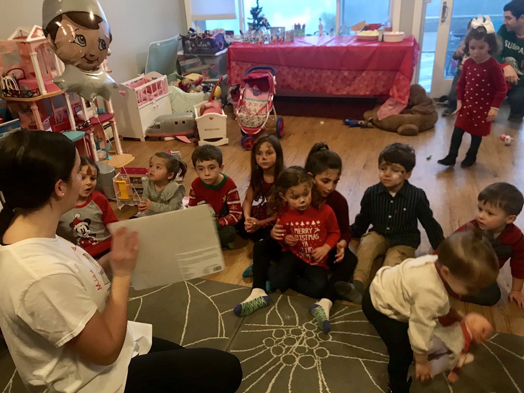 MissNancy01923's tweet photo. Stories, crafting, dancing and games while the adults celebrate the season!🌟🎄🎁#missnancy #wecometoyou #webringfun #weliketoparty #havestaffwilltravel #kidstable https://t.co/aFUGVWNxb4