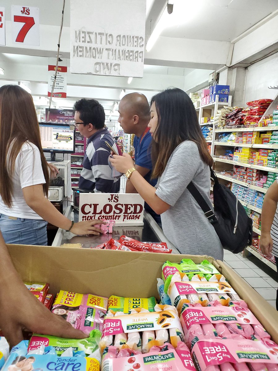 Markjones291's tweet photo. Buying toiletries with DSG folks for Metro Clarktastic Community Service💜
#PurpleLIFE #WeareMETRO #CLARKSPARK
#SharingisBLESSING
@Greg_MPCS @Josie_MPCS @HPDEC1969 @Jamie_Metro @jayndallas55 @yusepull27 @Ludvick6 @Mikestraveling @iamyourritzy @ONE_Clarktastic https://t.co/upqxQK637H