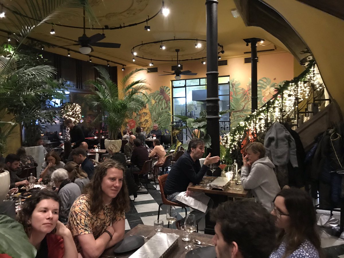 hansvantelling's tweet photo. Mooie tent. Indonesisch restaurant in mild koloniale sfeer. #Samabe #Haarlem. Korte Veerstraat. Ook de plek van de eerste V&amp;D in 023. https://t.co/T9OG39m0UO