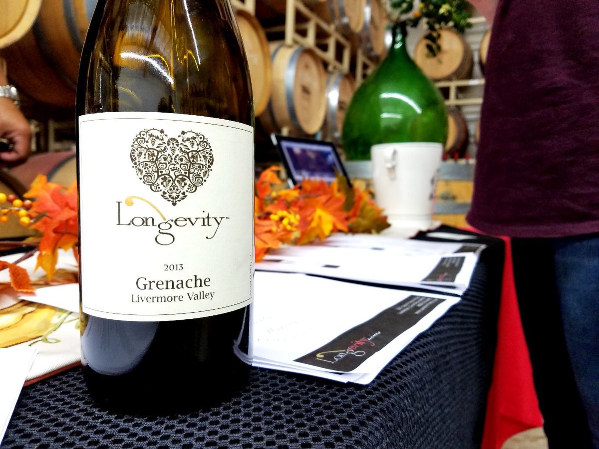 winecasualHQ's tweet photo. Longevity Grenache 2013 – A Grenache with a Punch. 91 Points. https://t.co/CGucLgE3zs @Longevitywines @WineMediaCon @LVWineCountry #grenache #wbc17 https://t.co/5sn9Js7SpJ