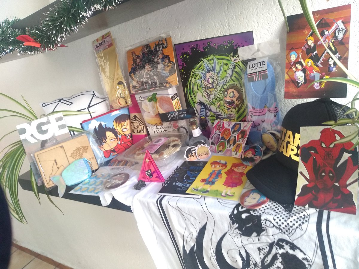 elnidoslp's tweet photo. Ya vieron lo que vamos a estar rifando el día de hoy en la noche?? Vengan al mercadillo navideño pop geek aún pueden participar!
#RifaNavidad2019 #coworking #geek #mercadillo #consumolocal https://t.co/hwDo5jtUJf