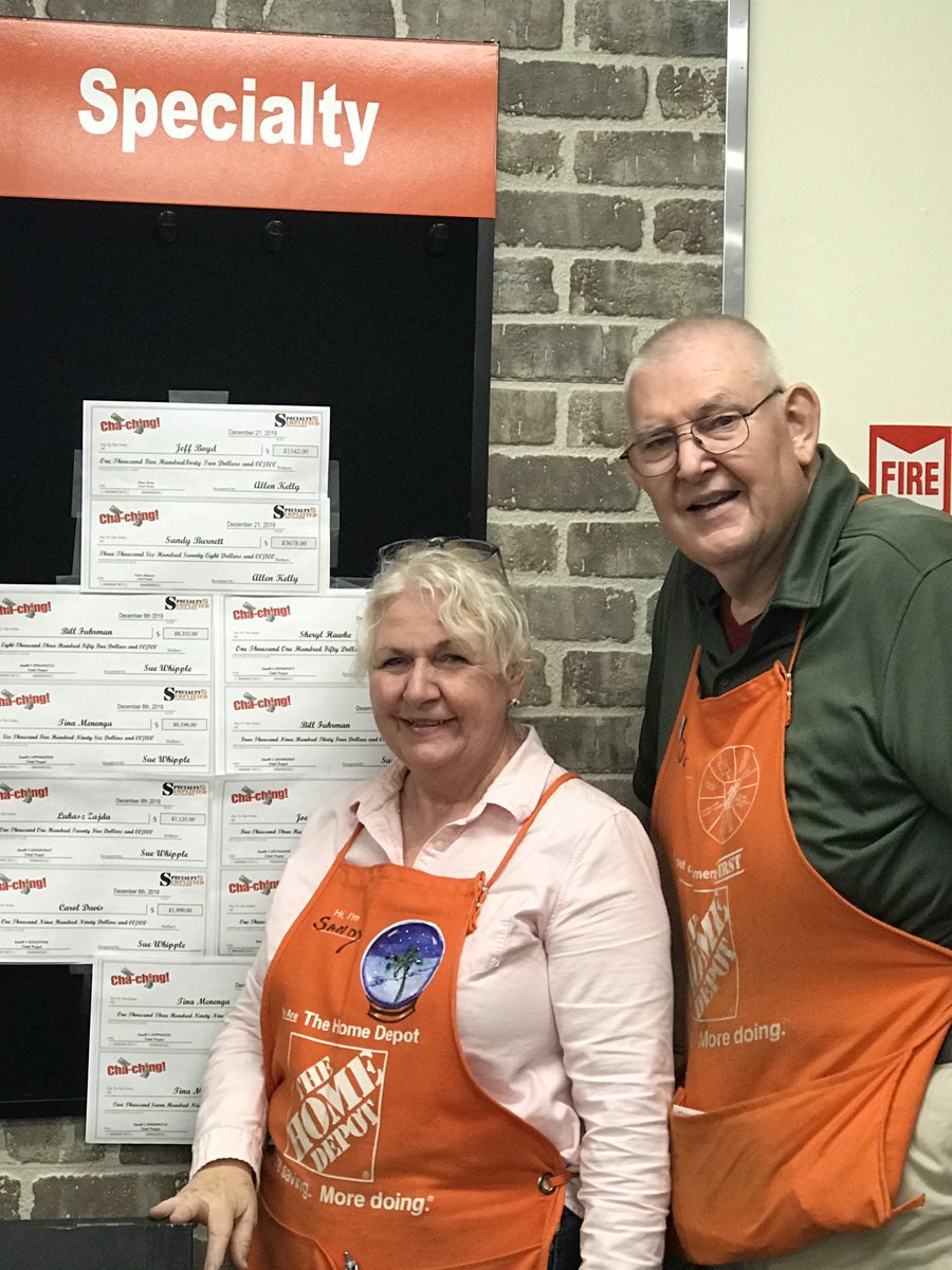 Cha-Ching!  Services Superstars!  Thank you Sandy and Jeff for driving leads! #specialtyandservices ⁦<a href="/SE_RSM_Aponte/">Angel Aponte</a>⁩ ⁦@EfrenExports⁩ ⁦@RianDSMSE⁩ ⁦<a href="/venice0273/">Kimberly Williams</a>⁩ ⁦<a href="/allenkelly333/">Allen Kelly</a>⁩