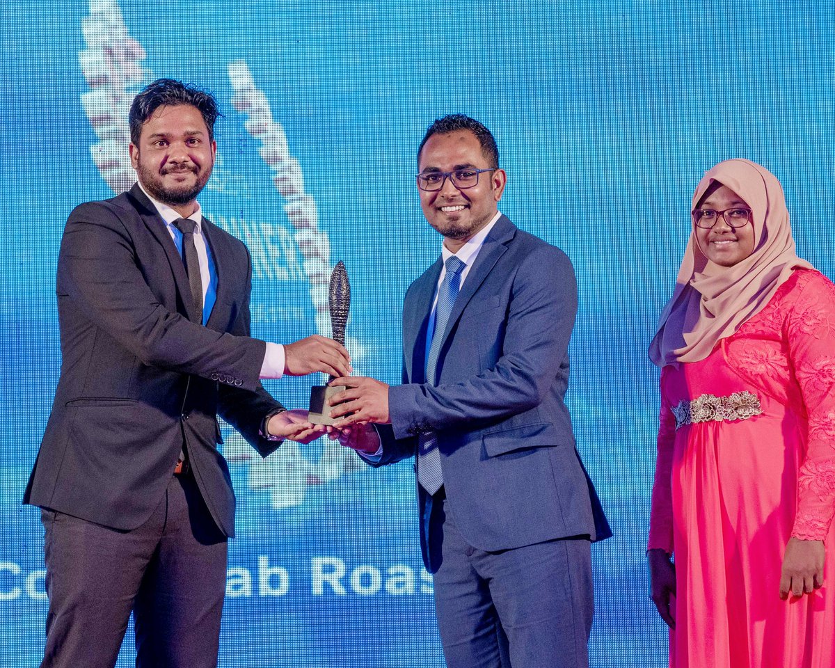 coffeelabmv's tweet photo. We are delighted to be awarded  The MSME of The Year at the @mvbizawards. This is the result of all the hardwork each and every member of of our team puts in. We are very blessed with  a passionate and driven team who believes in same cause, same values and principles and https://t.co/2cdi48dI6O