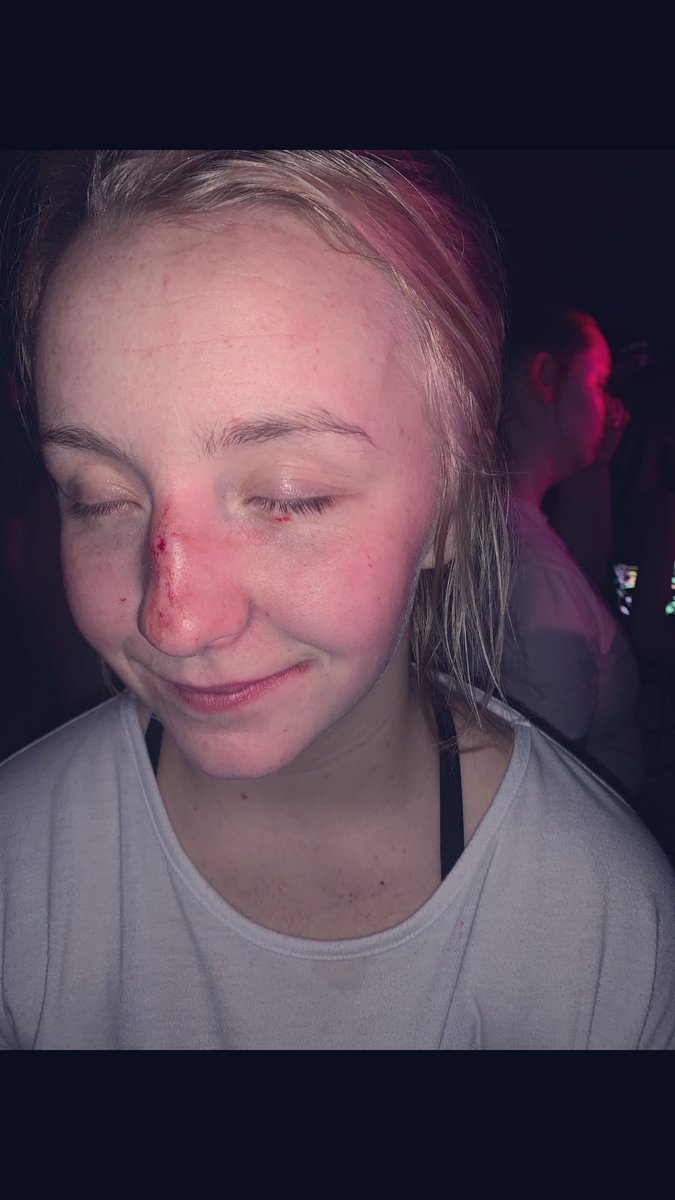 mariahryanne12's tweet photo. never drinking alcohol ever again :) https://t.co/kcSGcspcn2