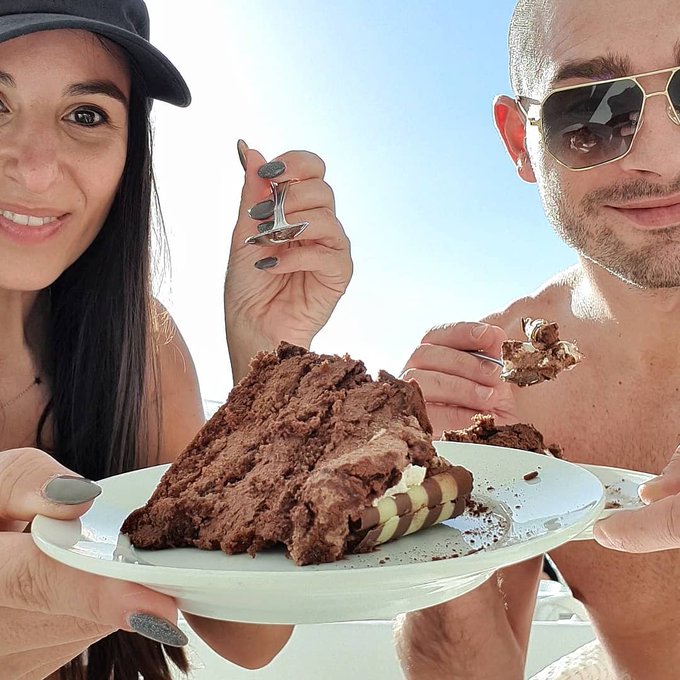 What can I say, today I totally left the threshold of thirty, I don't feel them on my skin, I feel them<a href="/tag/sundayvibes"class="tags"><span>#sundayvibes</span></a><a href="/tag/sundaymorning"class="tags"><span>#sundaymorning</span></a>