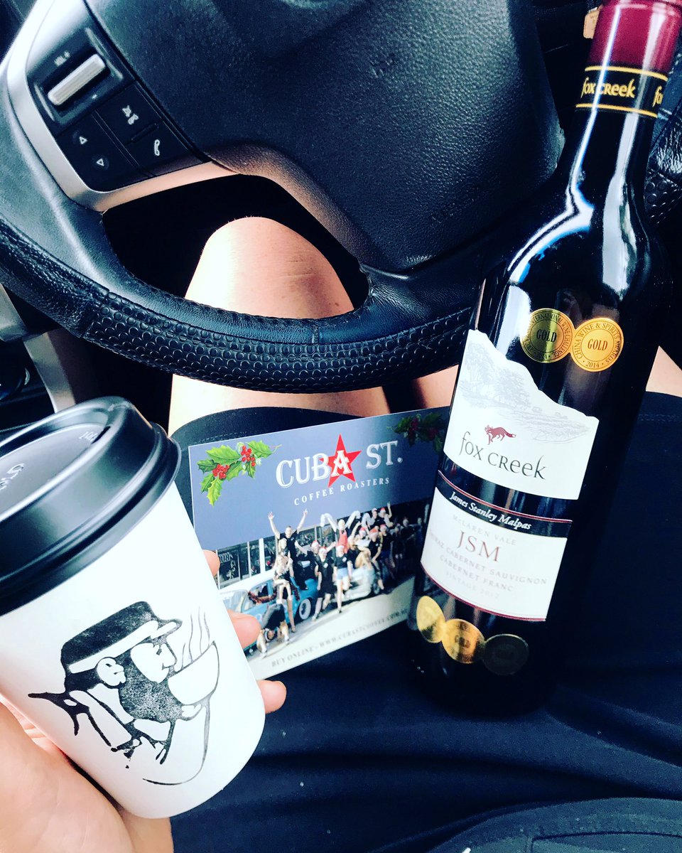 jess_ross_news's tweet photo. Our local coffee shop is handing out a bottle of wine and a Chrissy card to its regulars - now thatโs customer service! What a great way to start the day ๐๐ #cubastcoffeeroasters #cubast #Legends #marcoola #sunshinecoast https://t.co/KsJDFcP6qm