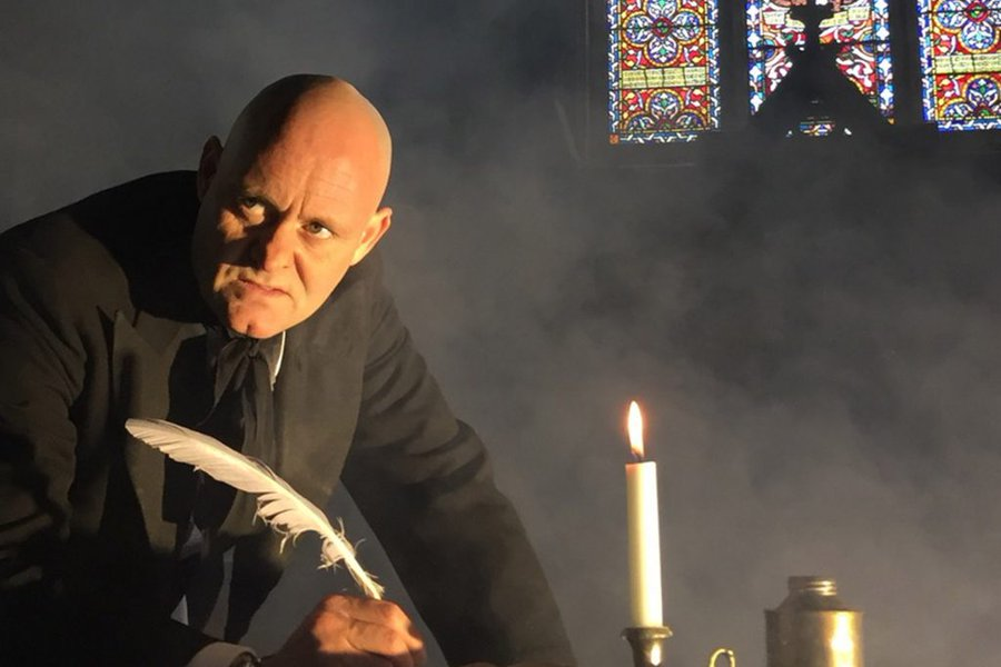 paul_d_gould's tweet photo. Live in Brighton?
Think #AChristmasCarol on #bbc1 is good?
Then you MUST see @TRUESTORYtc's FABULOUS staging in the #churchspace of @TheSpireArts until Dec 30
Book now https://t.co/7dVEoVJbvZ https://t.co/v53uRwP8bn