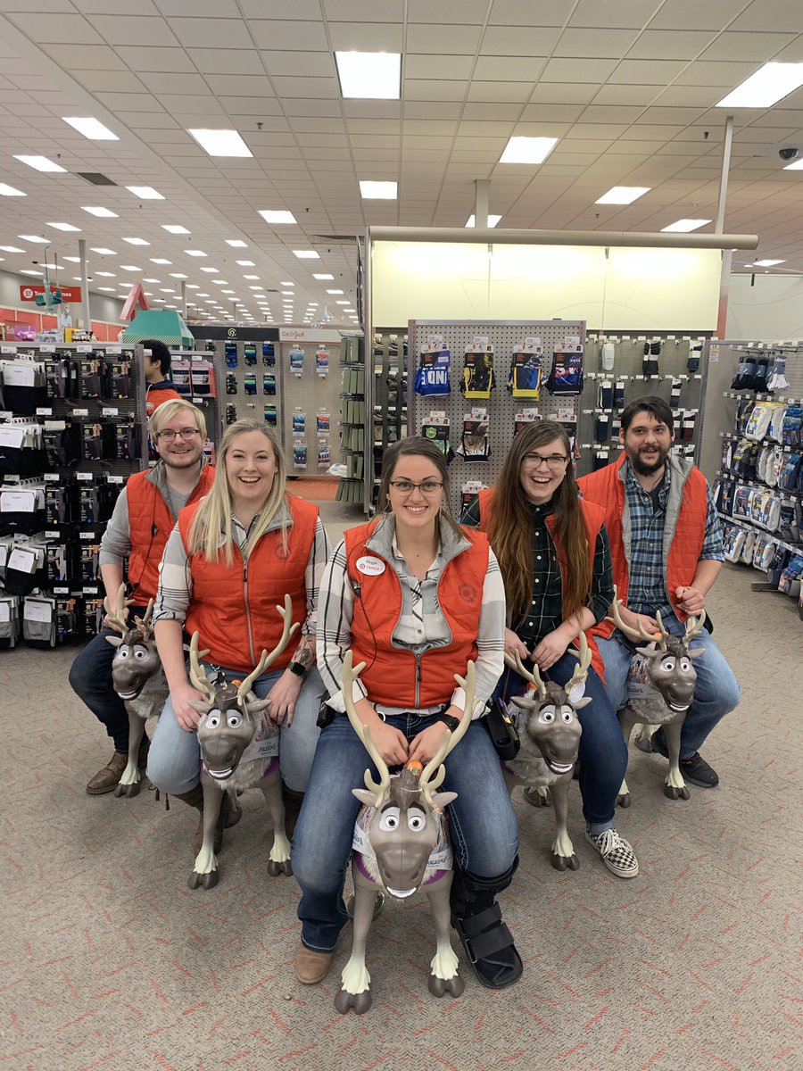 monaworksattarget tweet media