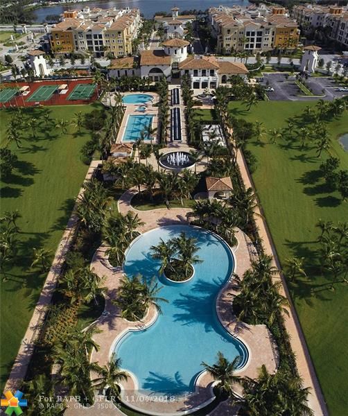 If you've been holding out for the perfect home, look no further. #homesweethome #newhome  cpix.me/l/88297344