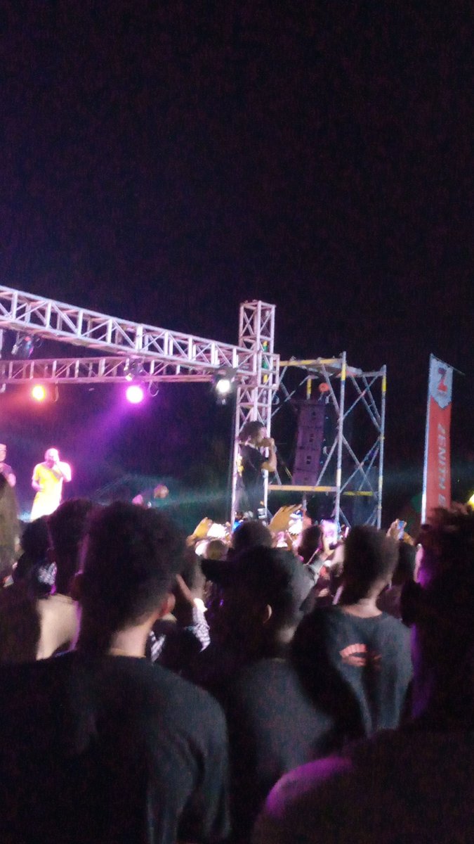 Osarr_Ochuweh's tweet photo. Rema!! #Funfest19 https://t.co/msCQMBHnv4