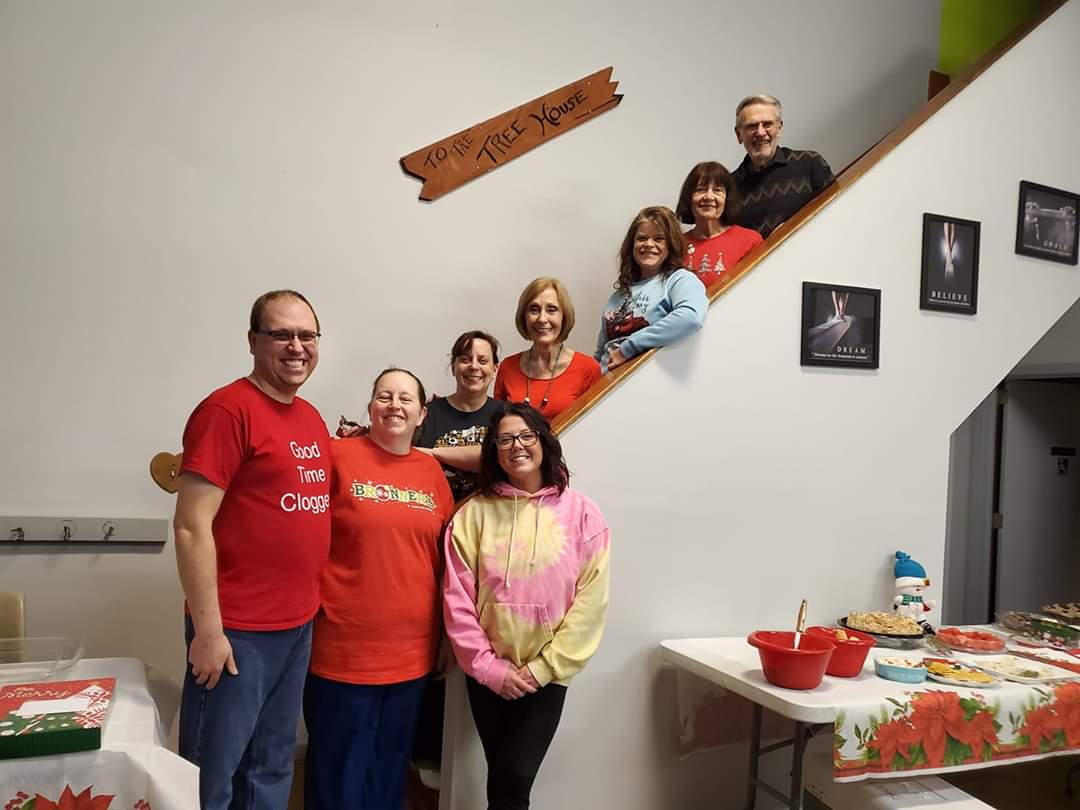 GoodTimeClog's tweet photo. From our Christmas party last week. Gifts for all plus those who came. https://t.co/9I2b2Uel3m