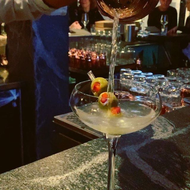 westvanmag's tweet photo. Custom made #martinis with the choice of four kinds of #olives (pimento, garlic, citrus or blue cheese). And they ask you if you want it ‘shaken not stirred’. Total #JamesBond experience at @beachhouserestaurant. Fun night out to celebrate the holidays.… https://t.co/QBoYSRsXpW https://t.co/e7448auRI5