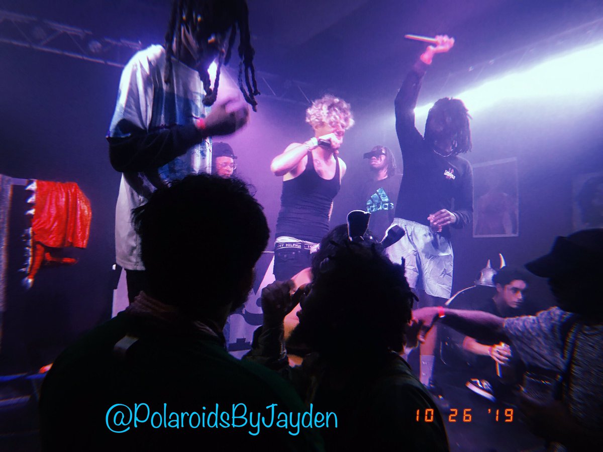 PolaroidsByJayd's tweet photo. Support me on IG #PolaroidsByJayden™ #CandidPhotographer #CandidsByJayden #Photography #JaydenOriginal #JaydenOriginals #CandidPolaroids #BasedPhotography #BasedGang #BasedCandids #PolaroidGang #Trap https://t.co/5d6igeGH4L