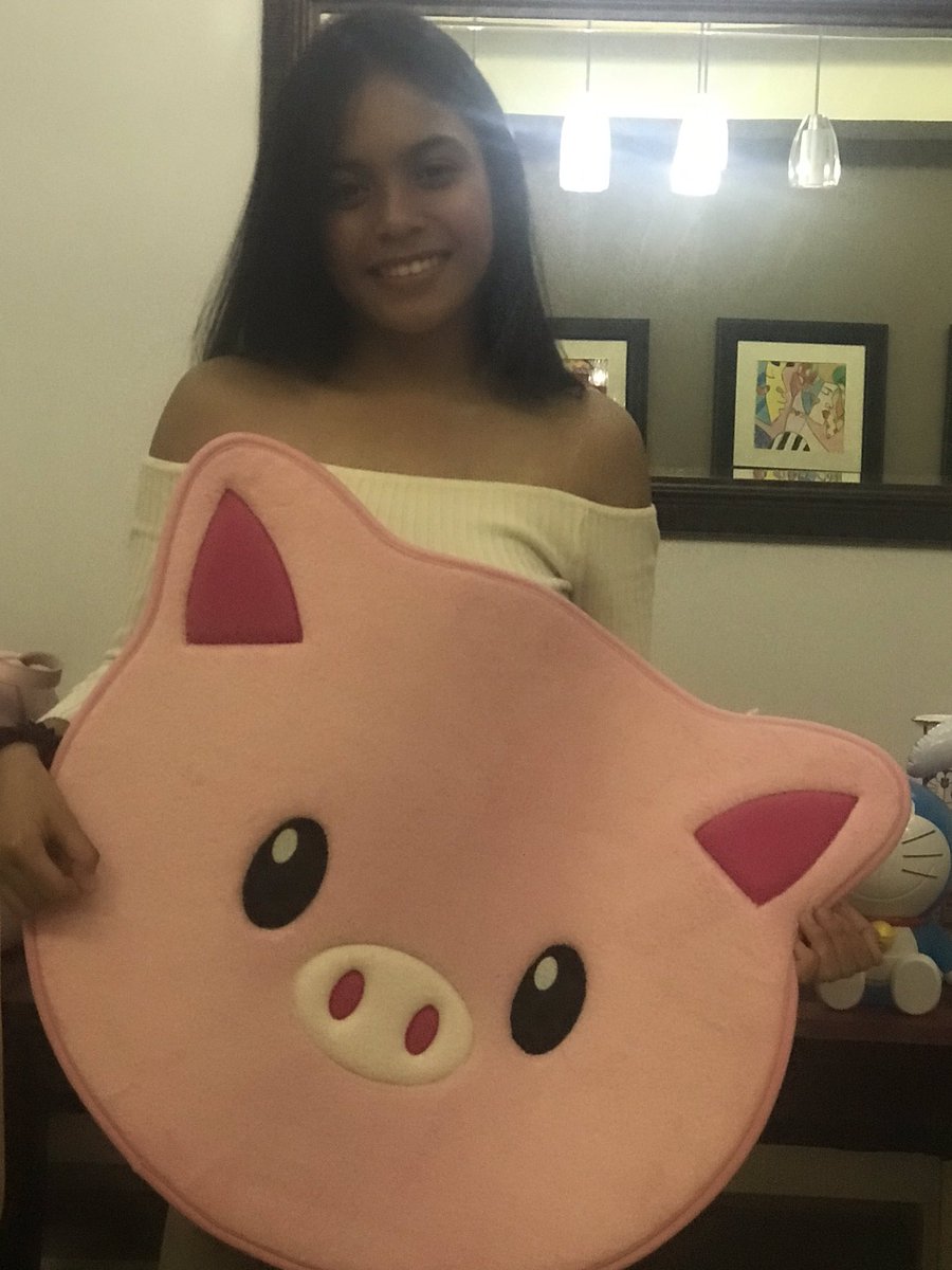 aubrey8joy's tweet photo. “This is the few of my favorite things.🎶 “ so loooove pig ♥️ https://t.co/VPxixiqq7g