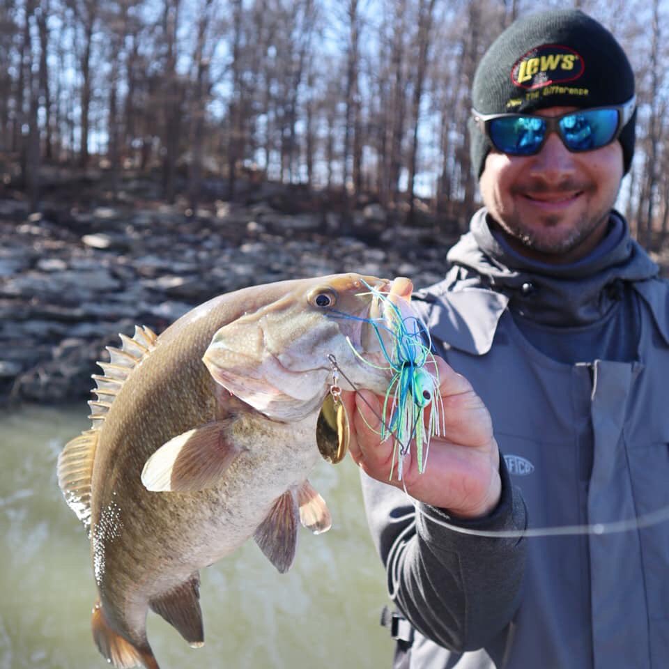 Jason Christie on X: A spinnerbait bite is one thing, but smallmouth in 2  foot of water is taking it to another level! 💪🏽 🎣 #covertseries  #booyahbaits #aftcofreshwater #sunline #teamlews  /