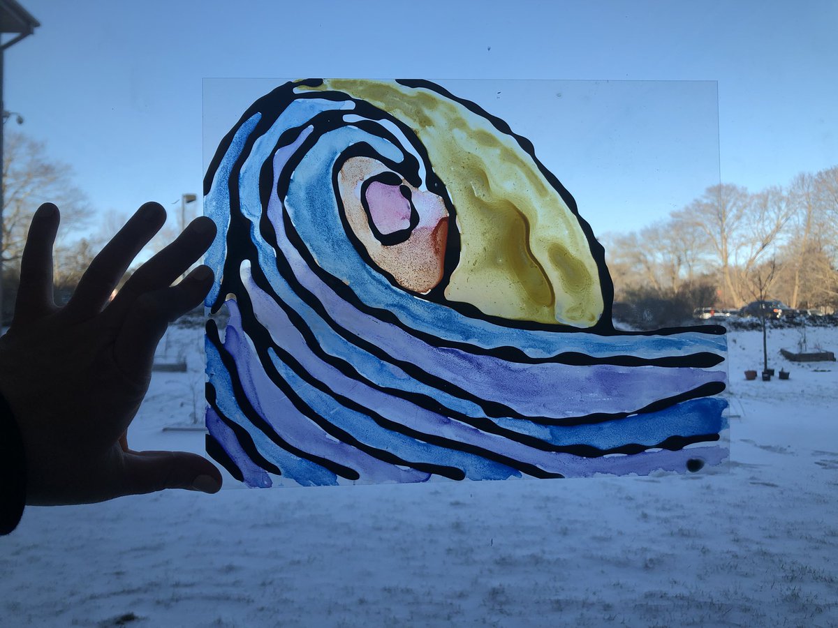ArtMerms's tweet photo. 6th grade stained glass. Just beautiful! #MERMSBUZZ https://t.co/iv1oQYouZz