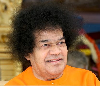 Radiosaih2h's tweet photo. There should be no difference or distrust amongst religions, for all of them uphold Truth & Righteousness. Peace and prosperity can emerge only when people turn to the path of love and morality, and lead purposeful lives.
https://t.co/RrAjHvpIfb https://t.co/fYv4KudSIY