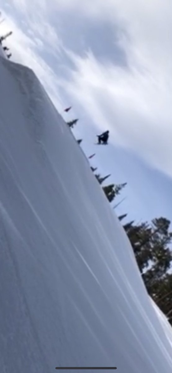JakeKroll2's tweet photo. I have a hard time stayin on the ground.. https://t.co/HMw8E3bXhP