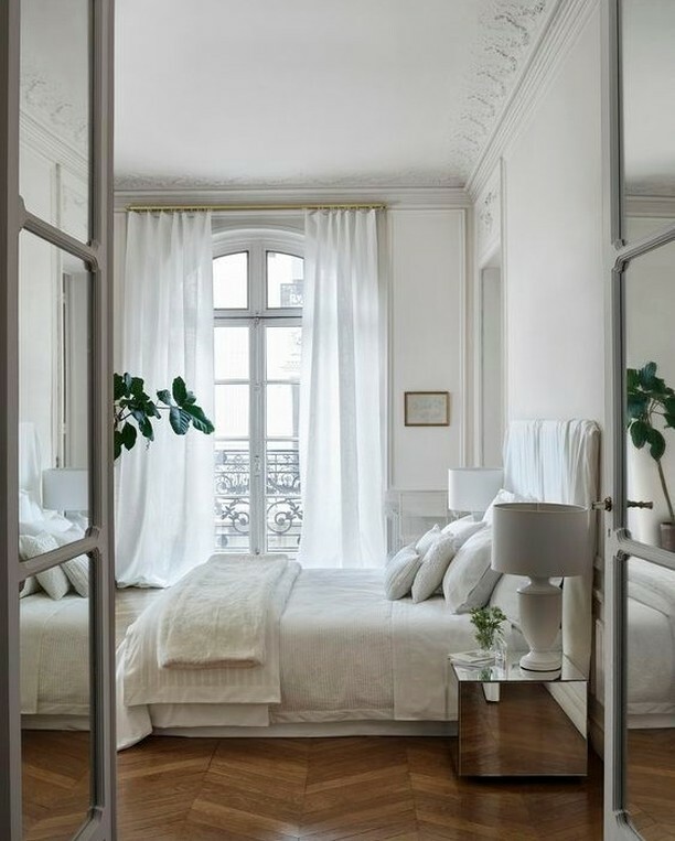 muserealty's tweet photo. A moment of calm in the midst of holiday madness. 🌿#bedroominspo https://t.co/0eWq70lDId https://t.co/aDQSVE8Wam