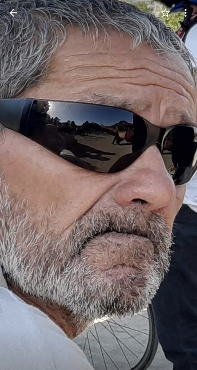 PERDIDO, nuestro querido amigo Juan Segundo Vargas Zuñiga se encuentra extraviado. Vive en nuestra Kasa de Acogida hace años y el día miércoles en la tarde después de andar juntos en Providencia decidió seguir solo y no ha vuelto a casa. Acostumbra a volver bien a #Quilicura.
