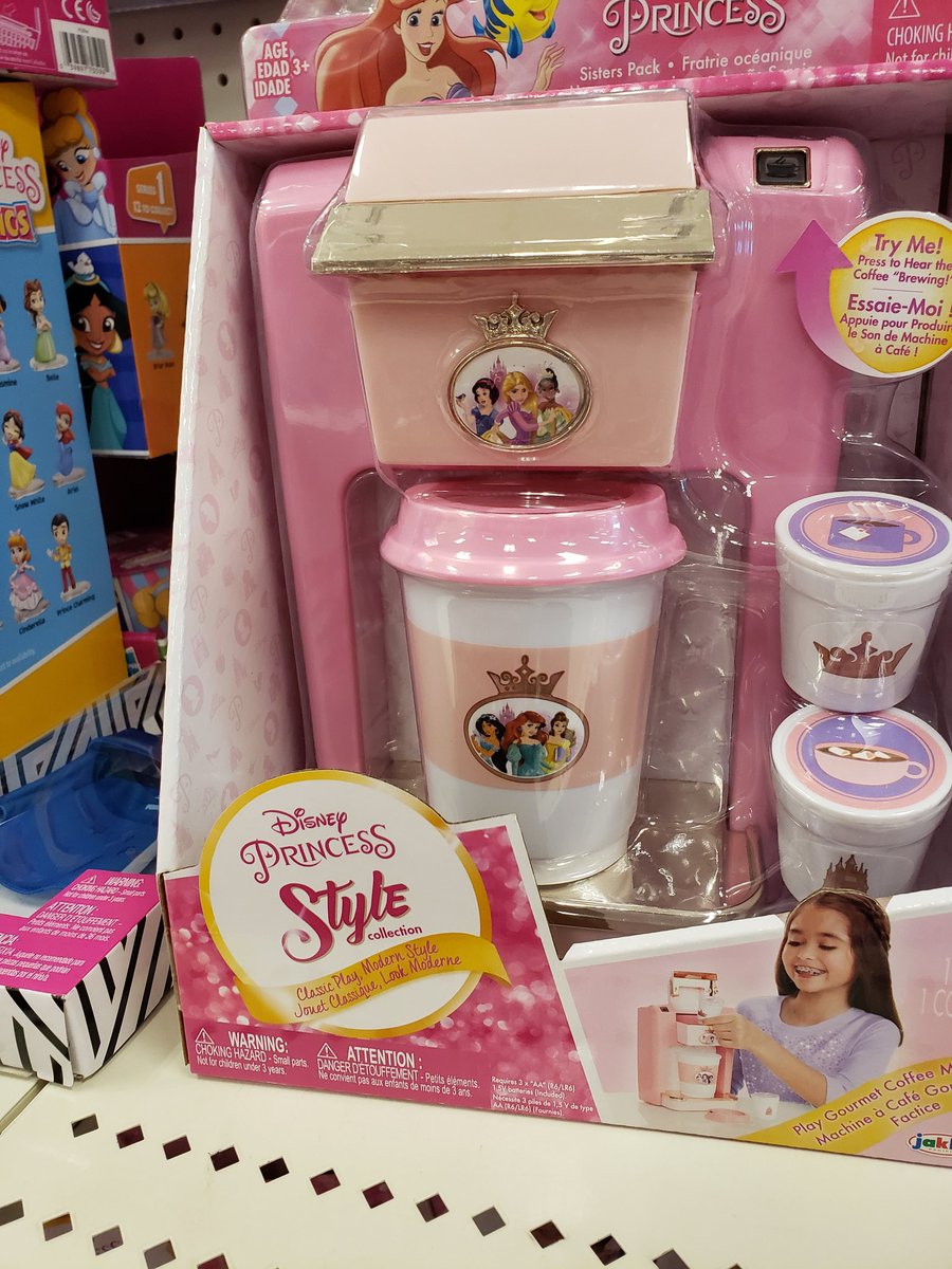 mewcherry1996's tweet photo. I can't decide what I love more about this, the ridiculousness of the concept or the fact that I would have been all over this shit as a kid https://t.co/62wnHIO1rU