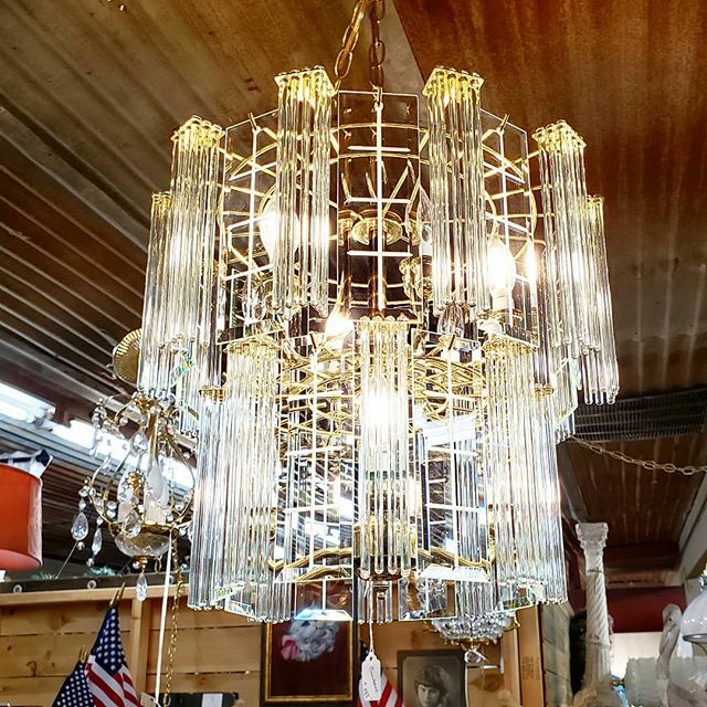 Beautiful Vintage Crystal Chandelier.  Available to new home!😉 ONLY $149 ...
▪︎▪︎▪︎ From dealer 431
#chandelier #vintagechandeliers #vintagehome #homedecor #traditionalhomedecor #lighting #homedecorshops #buyvintage #shopvintage #bestplacetoshop #fourthstreetvintage