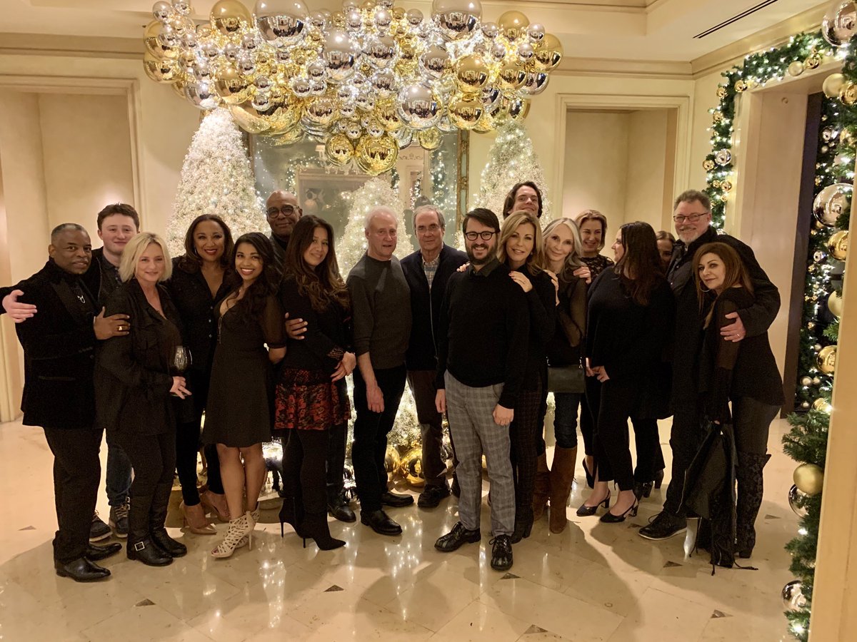 berman_rick's tweet photo. Funny who you run into at Christmas time. https://t.co/NCM6pu720m