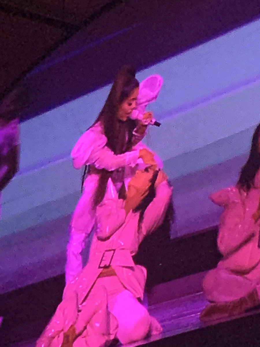 Dancing_man0709's tweet photo. @ArianaGrande thank you for being you, thank you for the music, thank u for getting me trough 2019 like a boss, Just THANK YOU, periodt canโt believe #SweetenerWorldTour is over! I love you Ari ! On to the next chapter, Thank u, Next Yuh!! #KByeForNow #OurSWT #SWTBROOKLYN https://t.co/g6n1YJEQcs