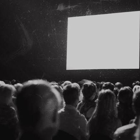 florencethreads's tweet photo. mandela effects https://t.co/WxWgl9ffwY
