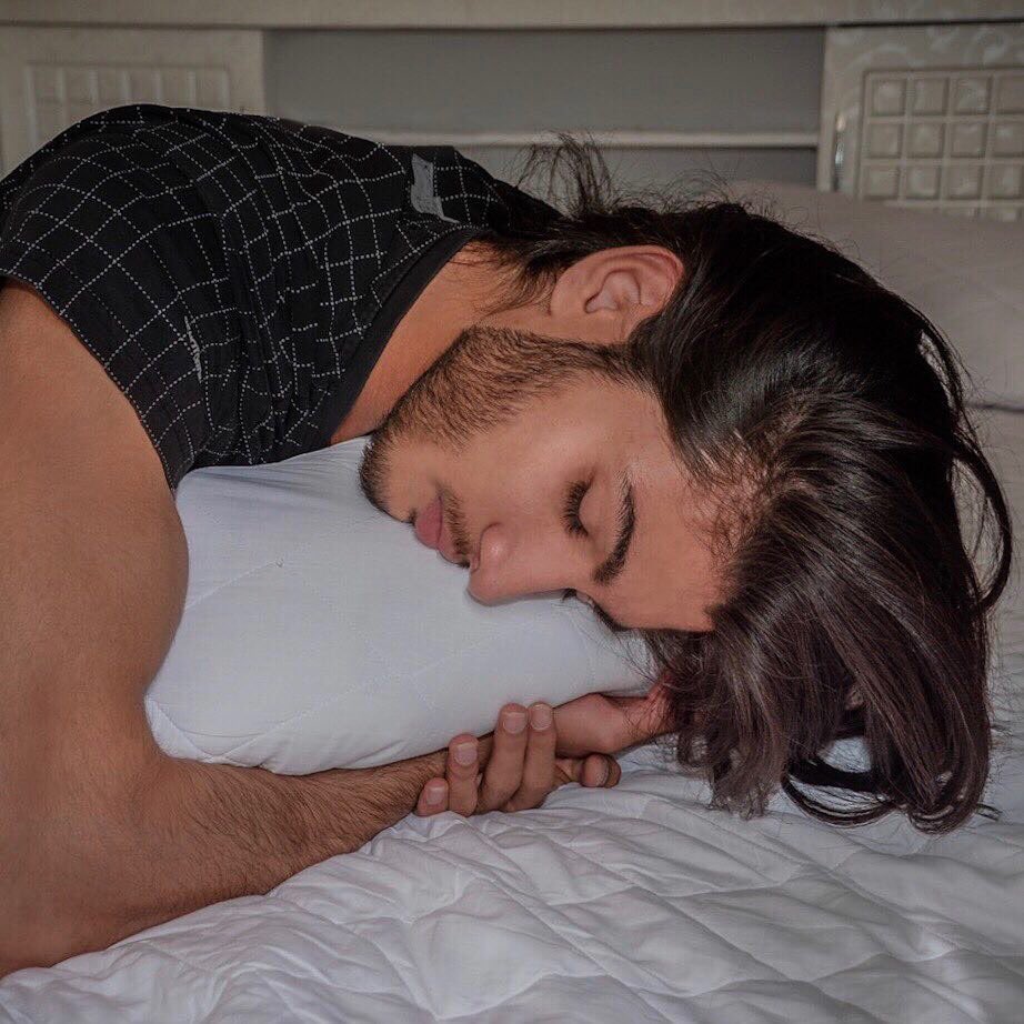 alkobar22's tweet photo. #sleeping https://t.co/KR41chtARn