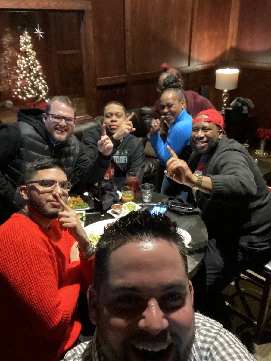 drefrancis24's tweet photo. Great night at our holiday party! #teamDFR #jpotter24 #rubens0to #ourNE https://t.co/eDUsaPJTpn