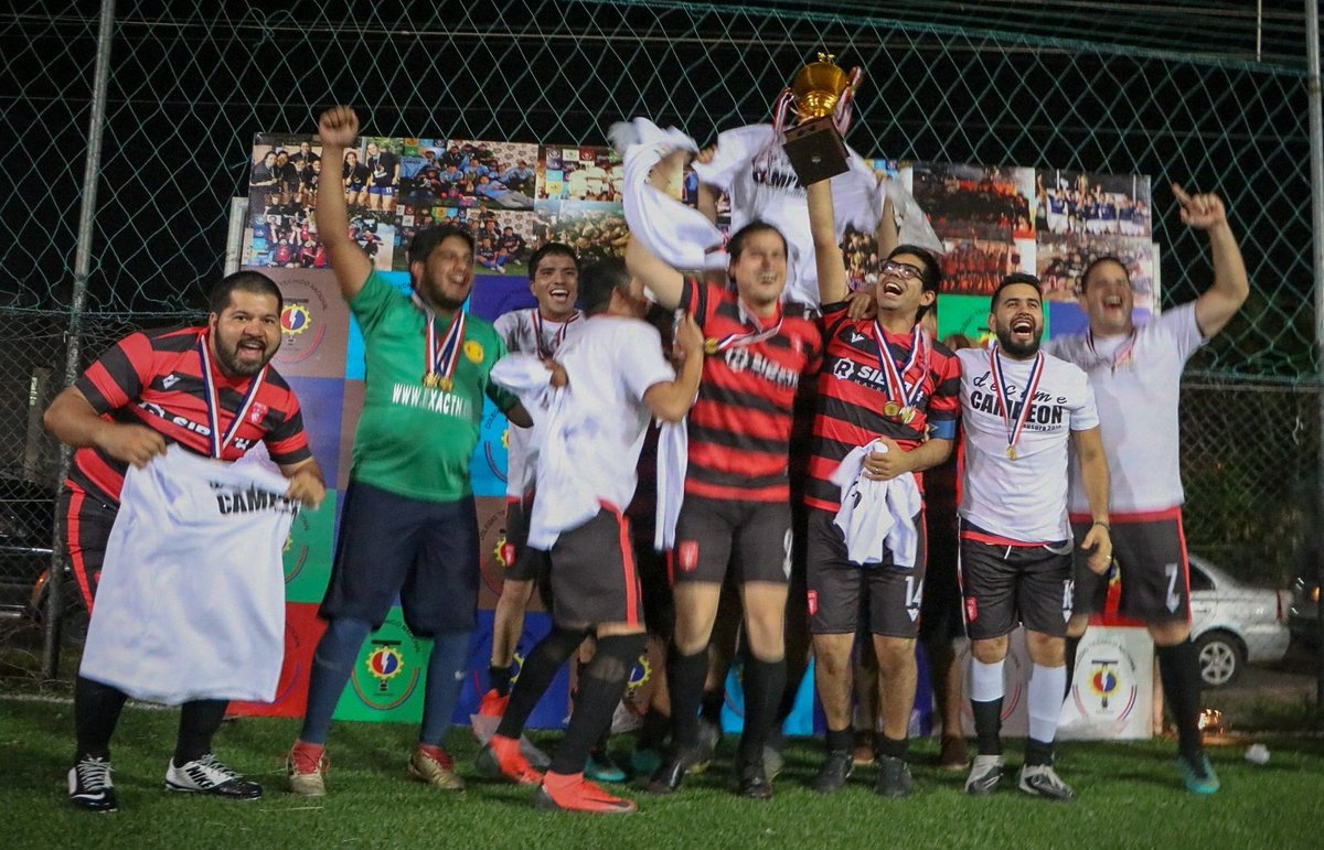 deportesCTN's tweet photo. 📸 @spartactn 

¡SALUD CAMPEÓN!

🏆 #Clausura2019 
🥈 #Ascenso 

#ElMejorExaDelPais #SomosNosotros https://t.co/T7hV5Tkl9O