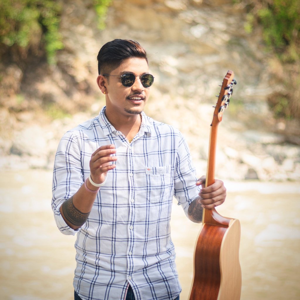 Sandeep25's tweet photo. Caption it.....? https://t.co/yqhqRXqLOY