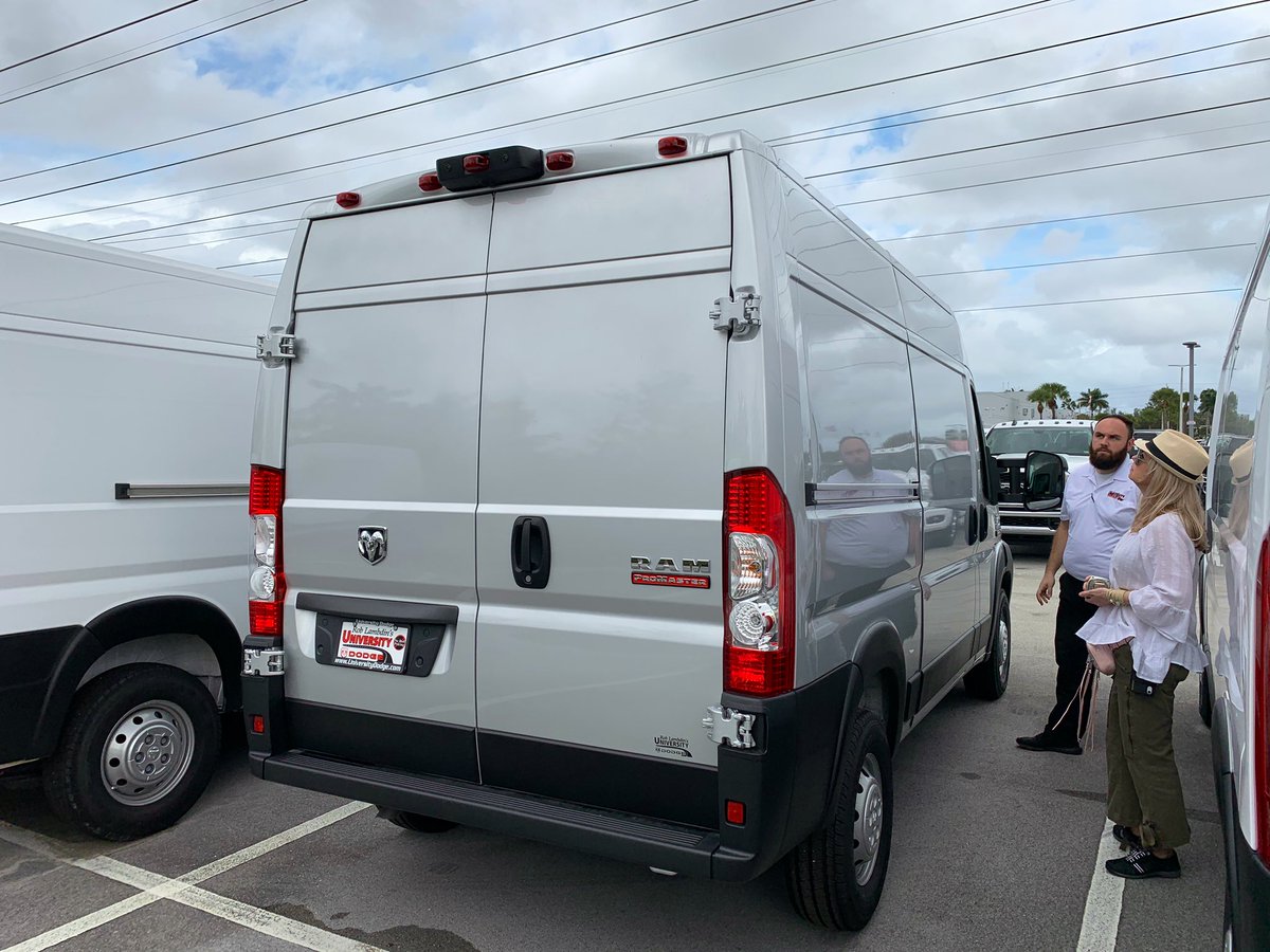 ProMasterTravel's tweet image. Our saga begins with the search for a 2020 Ram ProMaster 3500 159” WB EXT van for our full van &amp;amp; life conversion! Checking out colors at a nearby Ram dealership. Silver looks good inside &amp;amp; out. #VanLife #VanConversion #ProMasterConversion #ProMasterTravels #ProMasterFans