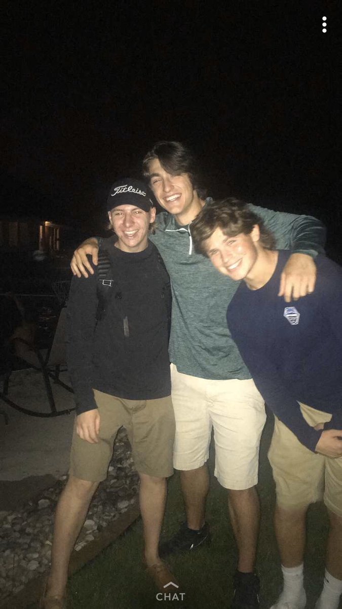 ZBonk's tweet photo. Happy birthday Ansted you dawg hope you’re having a good day brother see you soon🔥🐶🌊🙈 https://t.co/2uTTADmaMX