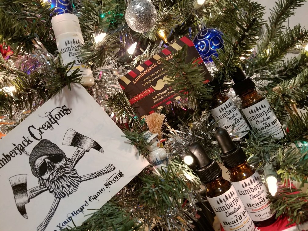 Zekwas1's tweet image. Loving this gift. Thanks to my #wifetobe for always getting me things I wouldnt for myself. 
Also a HUGE shout out to lumberjackcreations for adding in a few extra samples. These products not only smell amazing, but also keep my beard soft and skin moisturized.
.
.
.
#beAVID