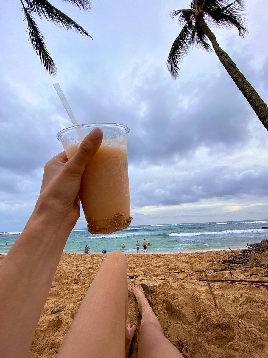 #outofoffice with limited access to electronics and limitless access to mai tais 🤩