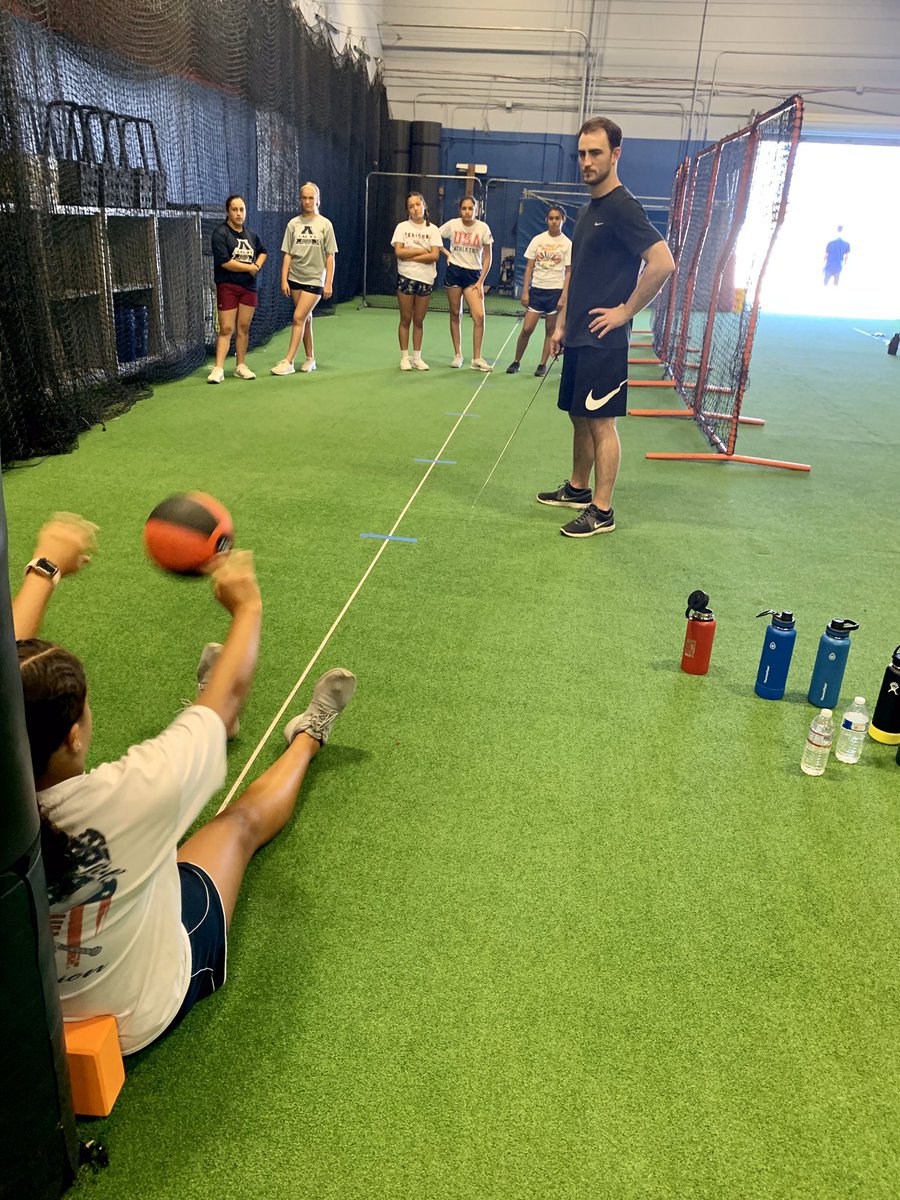 AthPro360Sports's tweet photo. Something to keep in ๐ง for those training to maximize their Athpro360 medicine ball Power Throw (and upper body strength, in general). ๐ชโฃโฃ
โฃโฃ
#pushups #medball #athletictesting #objectivetesting #athpro360 https://t.co/QVtW81KjHc