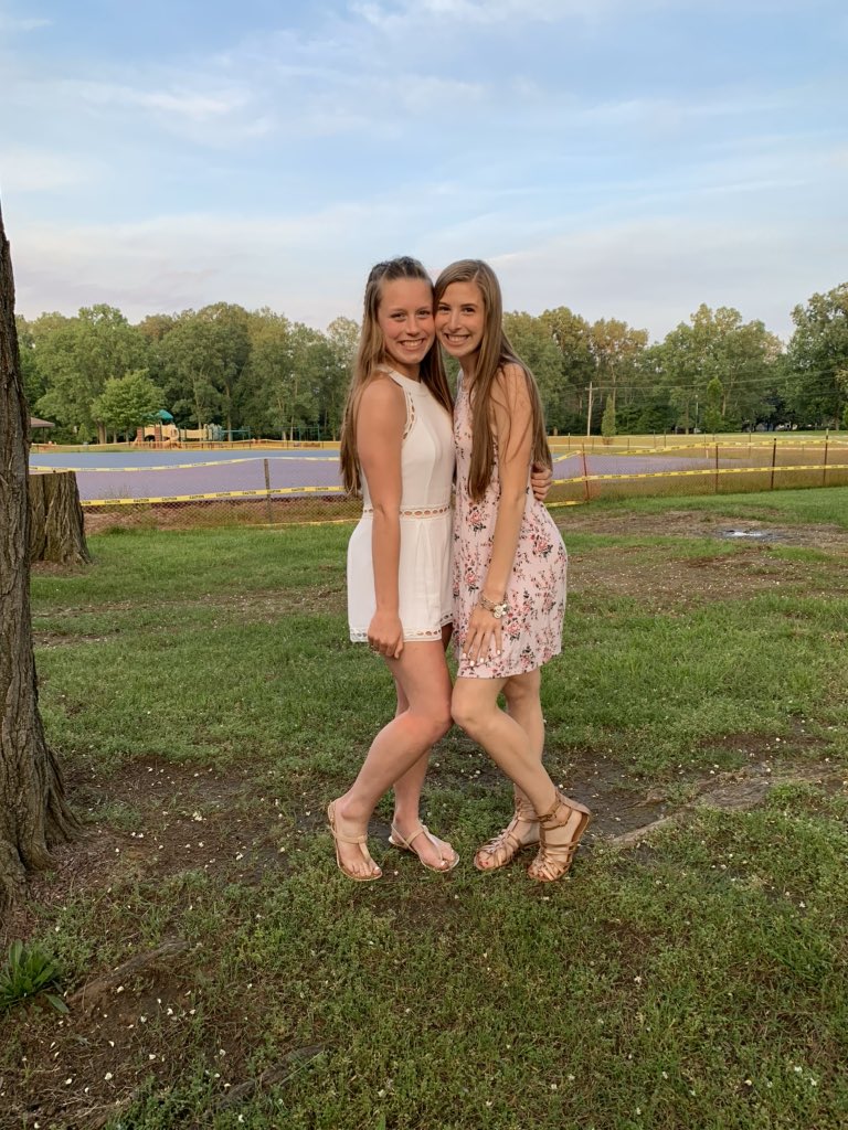 cbenson2001's tweet photo. Happy Birthday shelbs💛 hope you had the best day in FL celebrating!! bring back some sunshine, I love you!!😚 https://t.co/z3bkn7hMYA